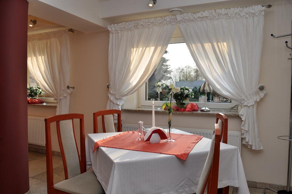 Hotel Żagiel Niewiesze Buitenkant foto