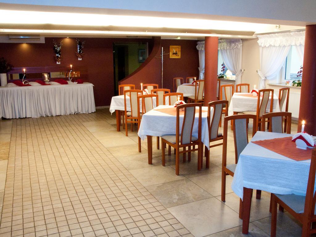 Hotel Żagiel Niewiesze Buitenkant foto