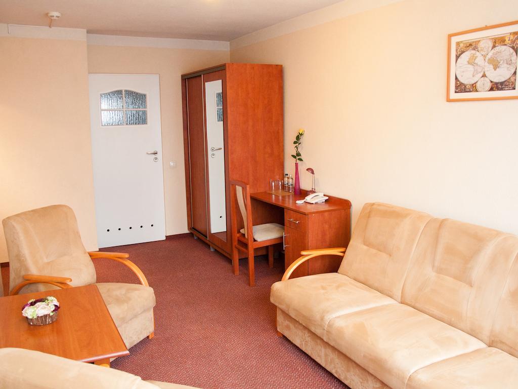 Hotel Żagiel Niewiesze Buitenkant foto