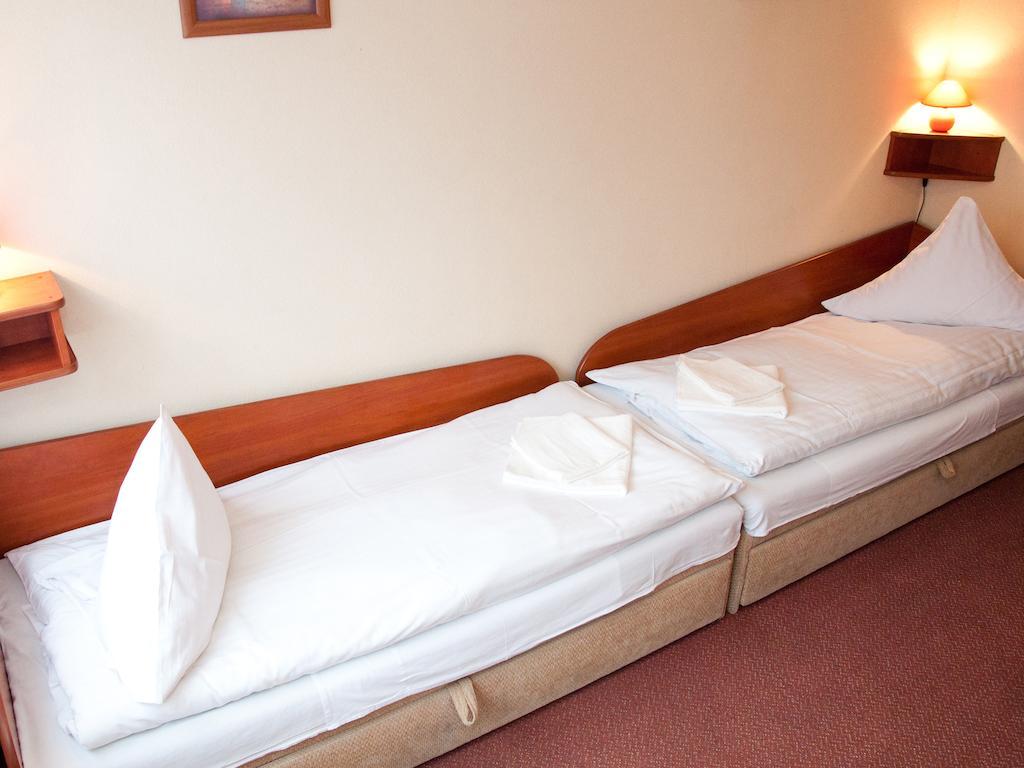 Hotel Żagiel Niewiesze Kamer foto
